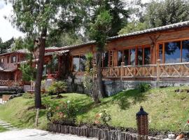 La Casa del colibri ecuador，位于基多的酒店