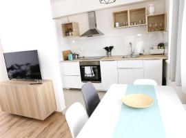 Šamorín - Apartment in the center - private parking - klimatizácia，位于沙莫林的酒店