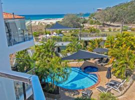 Sandcastles On Currumbin Beachfront, Gold Coast，位于黄金海岸的酒店