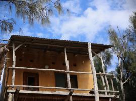 Tree House Cottage, Ocean View，位于托弗海滩的别墅