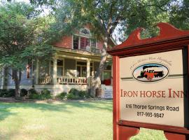 Iron Horse Inn，位于格兰伯里的酒店