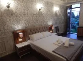 MELINI Boutique Hotel