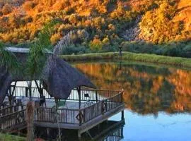 Emahlathini Guest Farm