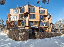 Huski Apartments Falls Creek，位于福尔斯克里克的酒店
