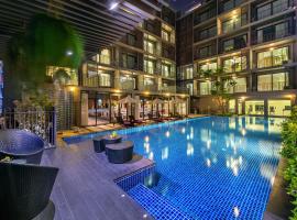 PLAAI Prime Hotel Rayong SHA Extra Plus，位于罗勇的浪漫度假酒店