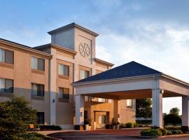 Baymont by Wyndham Merrillville，位于梅里尔维尔的酒店