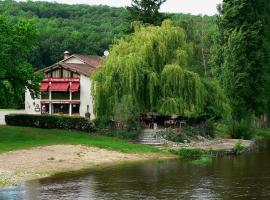 Hotel de La Plage，位于Saint-Martin-la-Rivière的酒店