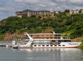 Shayamanzi Houseboats，位于焦济尼的家庭/亲子酒店