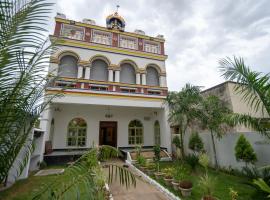 THE CHETTINAD HERITAGE，位于Kānādukāttān的度假村