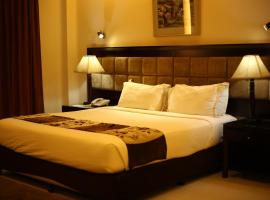 THE AVENUE HOTEL & SUITES，位于吉大港Shah Amanat International Airport - CGP附近的酒店