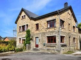 Pleasant Holiday Home in Erez e Ardennes with bubble bath Sauna