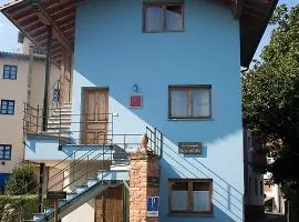 Apartamentos Cuevas del Mar