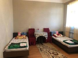 Azəri (Ukrayna)，位于纳希切万的酒店