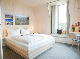 Hotel Bergamo，位于路德维希堡法沃里特狩猎避暑行宫附近的酒店