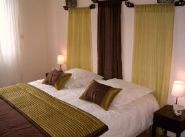 卡米尔别墅住宿加早餐旅馆，位于拉克雷奇的酒店