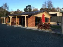 Lawrence Townhouse Accommodation