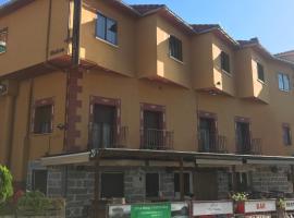 Hotel Rural El Alberche，位于布尔戈翁多的酒店