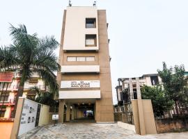 Hotel Gulmohar Grand，位于焦尔哈德的酒店