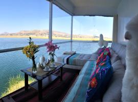 QHAPAQ Lago Titicaca - Perú，位于普诺的度假短租房