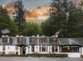 The Coylet Inn by Loch Eck，位于达农的住宿加早餐旅馆