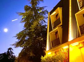 帕梅拉酒店，位于圣彼得罗-因卡萨莱的酒店