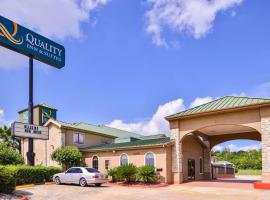Quality Inn & Suites Beaumont，位于博蒙特的酒店