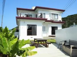 Sea side house Ogimi