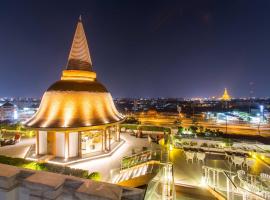 美達佛統古城瑰麗酒店 ，位于佛统的住宿