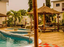 Splendid Inn，位于阿西尼的酒店