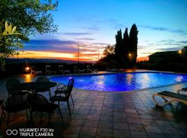 Hotel La Terrazza RESTAURANT & SPA，位于阿西西的酒店
