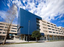 Villa Alojamiento y Congresos - Villa Universitaria，位于圣维森特德尔拉斯佩奇阿利坎特大学附近的酒店