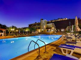 伊奥尼斯酒店，位于卡拉瓦杜斯的带泳池的酒店