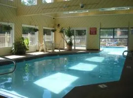 大教堂岩壁度假村