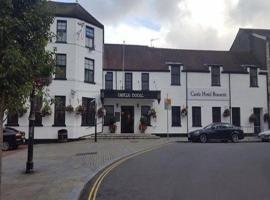 The Castle Hotel Neath，位于尼思的酒店