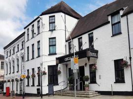 The Castle Hotel Neath，位于尼思的酒店