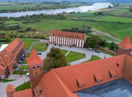 Zamek Gniew - Pałac Marysieńki，位于格涅夫Tower Clock Museum附近的酒店