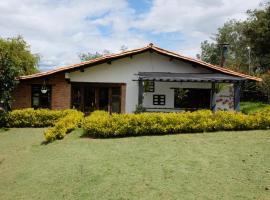 Casa Campestre Llano B，位于莱瓦镇的酒店
