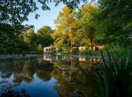 Center Parcs De Eemhof，位于泽沃德的酒店