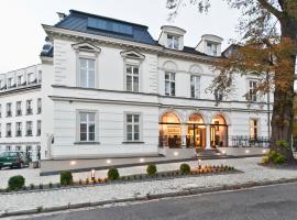 红男爵酒店及餐饮，位于西维德尼察的无障碍酒店