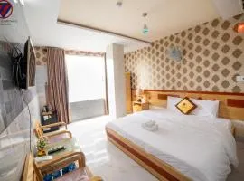 Yen Vy 04 Luxury Hotel