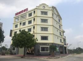 Thảo Nguyên Hotel，位于Chí Linh的酒店