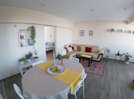 By the CATHEDRAL &middot; TOP center &middot; 2 Bedroom FLAT，位于瓦尔纳的宠物友好酒店