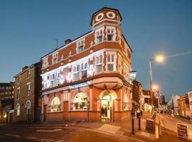 The Royal Hotel Sheerness，位于希尔内斯的酒店
