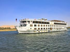 Jaz Crown Jubilee Nile Cruise - Every Thursday from Luxor for 07 & 04 Nights - Every MondayFrom Aswan for 03 Nights，位于卢克索Al Baghdādī附近的酒店