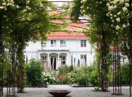 Wij Trädgårdar，位于OckelboWij Gardens附近的酒店