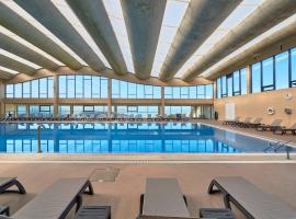 Hotel Golf Mar，位于马塞拉的带泳池的酒店