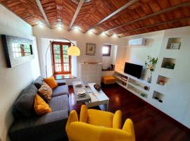 Almocabar Luxury Apartment，位于隆达的乡村别墅