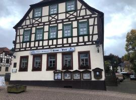 Hotel Krone Post，位于格尔斯费尔德的酒店