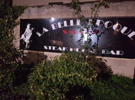 La belle epoque，位于Cosne-dʼAllier的酒店