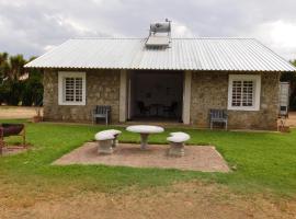 Meteorite Rest Camp，位于Grootfontein的酒店
